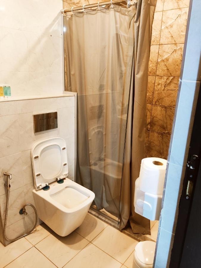 Golden Plaza Hotel อัมมาน ภายนอก รูปภาพ